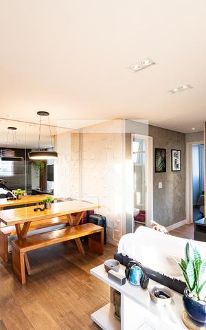 Apartamento à venda com 63m², 2 quartos e 1 vaga Apartamento à venda com 63m², 2 quartos e 1 vagaSala