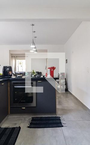 Casa à venda com 225m², 3 quartos e 2 vagas Casa à venda com 225m², 3 quartos e 2 vagasCozinha
