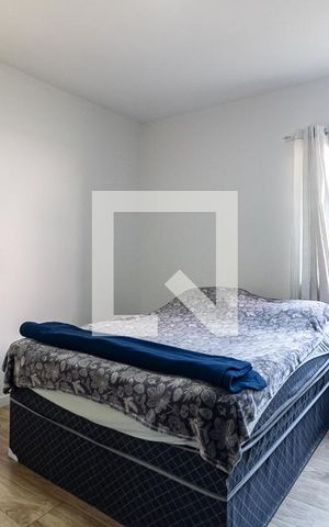 Casa à venda com 225m², 3 quartos e 2 vagas Casa à venda com 225m², 3 quartos e 2 vagasSemi Suíte