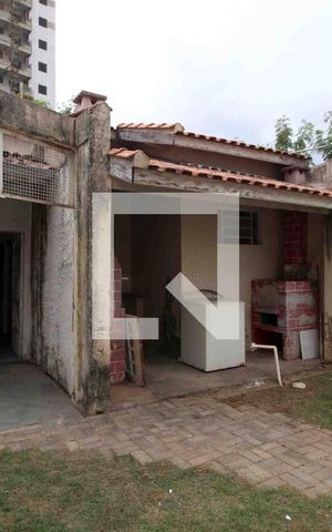 Casa para alugar com 70m², 3 quartos e 3 vagasÁrea gourmet