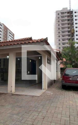 Casa para alugar com 70m², 3 quartos e 3 vagasGaragem