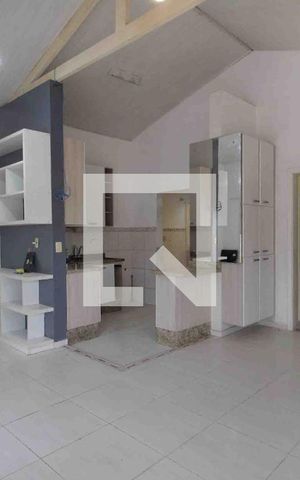 Casa para alugar com 70m², 3 quartos e 3 vagasSala