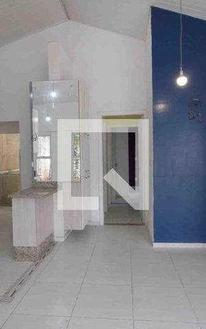 Casa para alugar com 70m², 3 quartos e 3 vagasSala