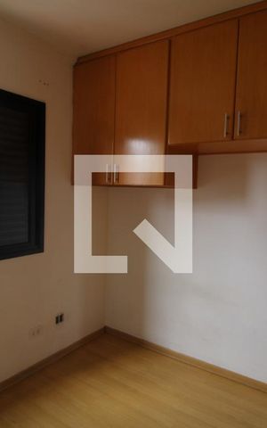 Apartamento à venda com 75m², 3 quartos e 2 vagasQuarto 2