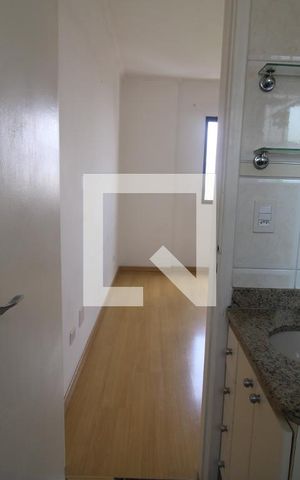 Apartamento à venda com 75m², 3 quartos e 2 vagasBanheiro 2