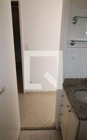 Apartamento à venda com 75m², 3 quartos e 2 vagasBanheiro 1