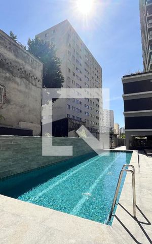 Apartamento à venda com 84m², 3 quartos e 1 vaga Apartamento à venda com 84m², 3 quartos e 1 vagaÁrea comum - Piscina