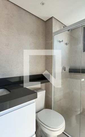 Apartamento à venda com 84m², 3 quartos e 1 vaga Apartamento à venda com 84m², 3 quartos e 1 vagaBanheiro da Suíte