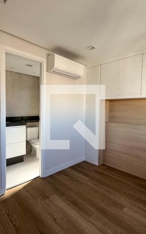 Apartamento à venda com 84m², 3 quartos e 1 vaga Apartamento à venda com 84m², 3 quartos e 1 vagaSuite