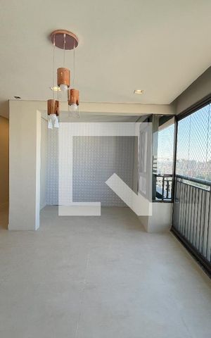 Apartamento à venda com 84m², 3 quartos e 1 vaga Apartamento à venda com 84m², 3 quartos e 1 vagaVaranda da Sala