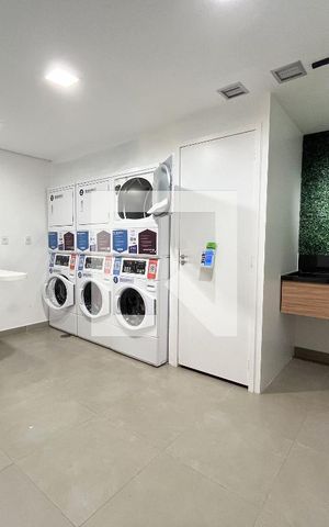 Apartamento à venda com 84m², 3 quartos e 1 vaga Apartamento à venda com 84m², 3 quartos e 1 vagaÁrea comum - Lavanderia