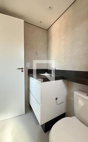 Apartamento à venda com 84m², 3 quartos e 1 vaga Apartamento à venda com 84m², 3 quartos e 1 vagaBanheiro da Suíte