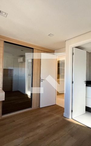 Apartamento à venda com 84m², 3 quartos e 1 vaga Apartamento à venda com 84m², 3 quartos e 1 vagaSuite