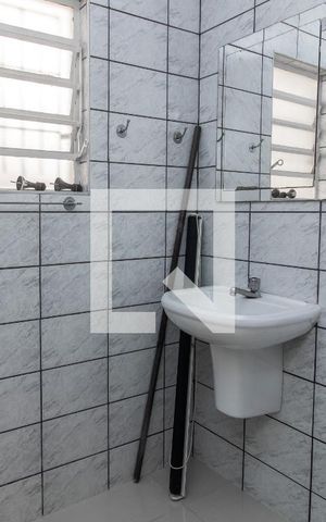 Casa para alugar com 274m², 3 quartos e 2 vagas Casa para alugar com 274m², 3 quartos e 2 vagasBanheiro