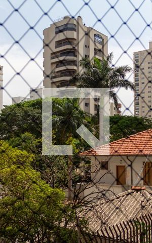 Apartamento à venda com 290m², 4 quartos e 3 vagas Apartamento à venda com 290m², 4 quartos e 3 vagasVista Copa