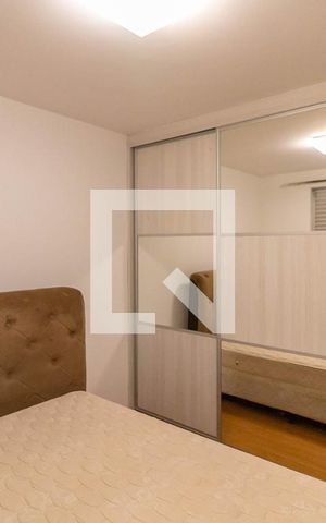 Apartamento à venda com 270m², 3 quartos e 4 vagas Apartamento à venda com 270m², 3 quartos e 4 vagasQuarto