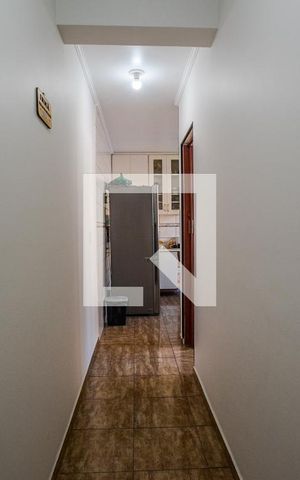 Apartamento à venda com 72m², 2 quartos e 2 vagasCorredor