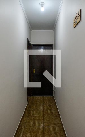 Apartamento à venda com 72m², 2 quartos e 2 vagasCorredor