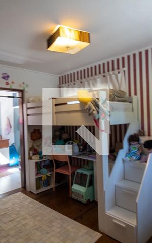 Casa para alugar com 344m², 4 quartos e 4 vagasSuíte 3