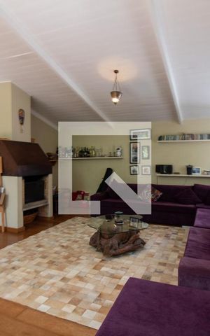 Casa para alugar com 344m², 4 quartos e 4 vagasSala