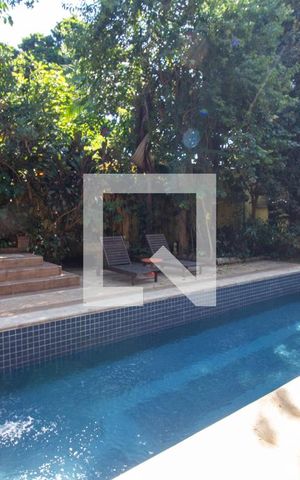 Casa para alugar com 344m², 4 quartos e 4 vagasPiscina