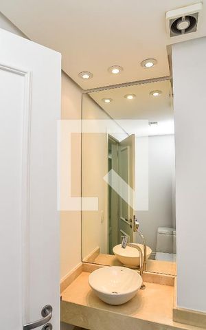 Apartamento à venda com 185m², 4 quartos e 3 vagas Apartamento à venda com 185m², 4 quartos e 3 vagasLavabo