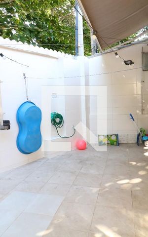 Casa à venda com 90m², 2 quartos e 1 vagaGaragem