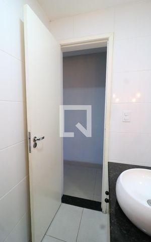 Casa à venda com 90m², 2 quartos e 1 vagaLavabo
