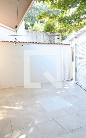 Casa à venda com 90m², 2 quartos e 1 vagaGaragem