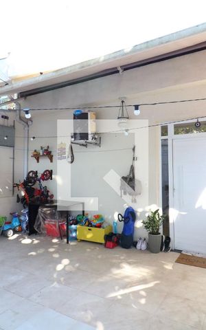 Casa à venda com 90m², 2 quartos e 1 vagaGaragem
