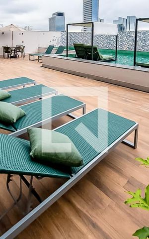 Studio à venda com 24m², 1 quarto e sem vagaÁrea comum - Piscina