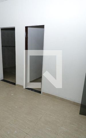 Casa para alugar com 35m², 2 quartos e 1 vagaSala