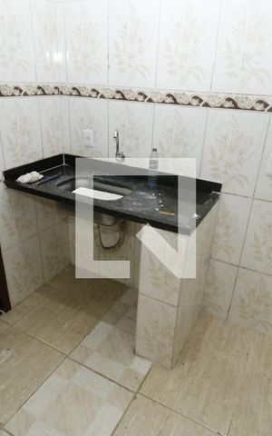 Casa para alugar com 35m², 2 quartos e 1 vagaCozinha