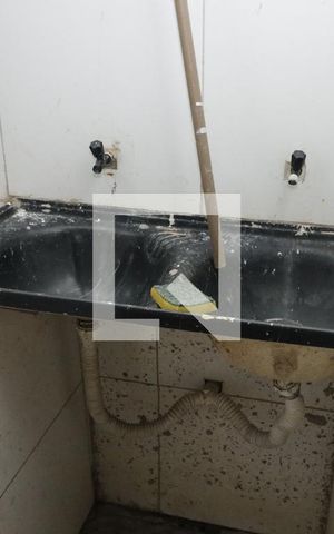 Casa para alugar com 35m², 2 quartos e 1 vagaÁrea de Serviço