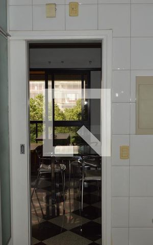 Apartamento à venda com 204m², 4 quartos e 4 vagasCozinha