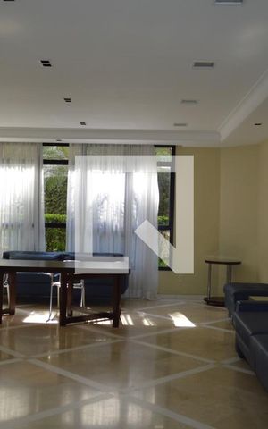 Apartamento à venda com 204m², 4 quartos e 4 vagasÁrea comum - Salão de festas