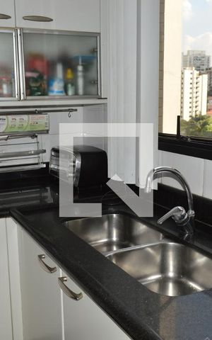 Apartamento à venda com 204m², 4 quartos e 4 vagasCozinha