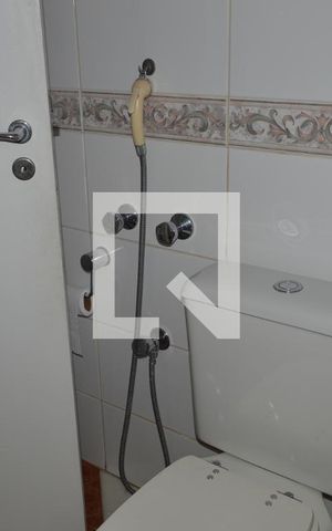 Apartamento à venda com 204m², 4 quartos e 4 vagasBanheiro da Suíte 3
