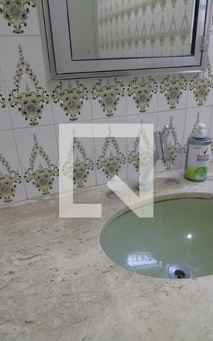 Casa à venda com 73m², 3 quartos e 3 vagasPia do banheiro