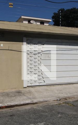 Casa à venda com 73m², 3 quartos e 3 vagasFachada