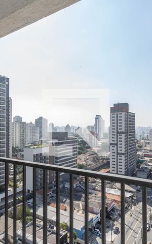 Apartamento à venda com 35m², 2 quartos e sem vaga Apartamento à venda com 35m², 2 quartos e sem vagaVaranda