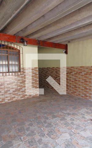Casa à venda com 165m², 4 quartos e 2 vagasGaragem