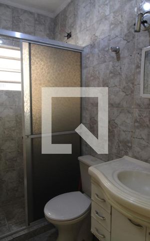 Casa à venda com 165m², 4 quartos e 2 vagasBanheiro comum