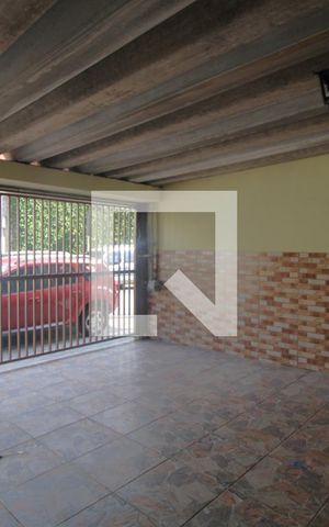 Casa à venda com 165m², 4 quartos e 2 vagasGaragem