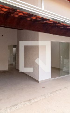 Casa à venda com 180m², 3 quartos e 2 vagasEntrada
