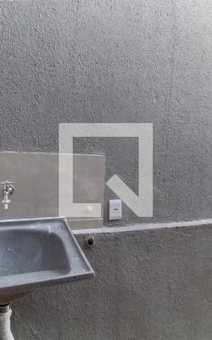 Casa à venda com 180m², 3 quartos e 2 vagasÁrea de serviço 