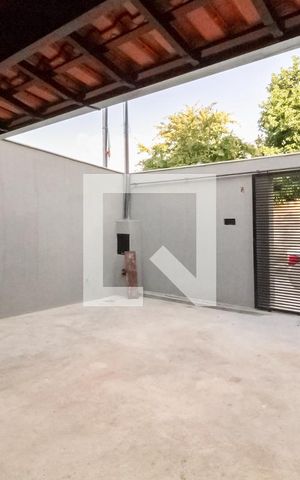 Casa à venda com 180m², 3 quartos e 2 vagasEntrada