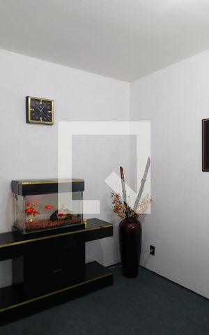 Casa à venda com 200m², 3 quartos e 2 vagasSala de TV