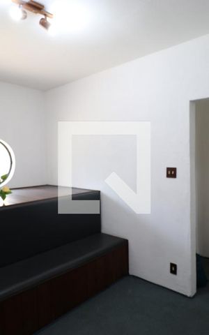 Casa à venda com 200m², 3 quartos e 2 vagasSala de TV