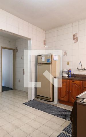 Casa à venda com 200m², 3 quartos e 2 vagasCozinha